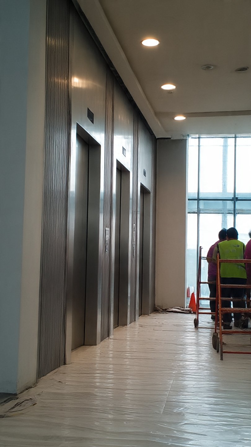 Maintenance Elevator